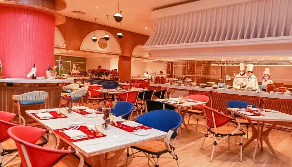 هتل سنتارا گرند ات سنترال ورلد بانکوک